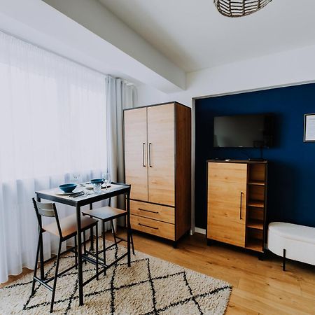 Komfortowy Apartament W Centrum Wroclawia Екстериор снимка