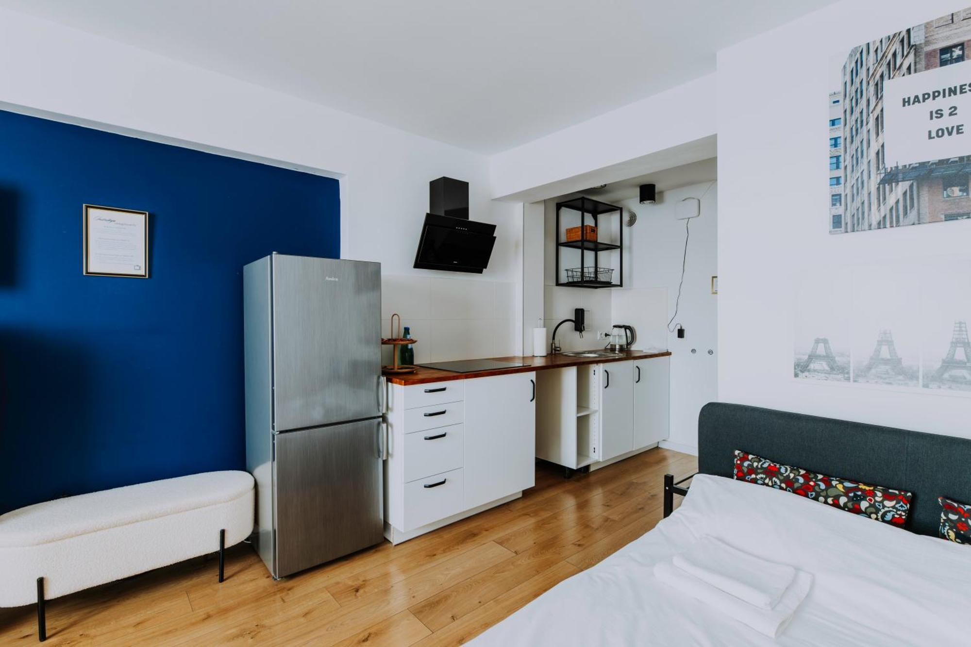 Komfortowy Apartament W Centrum Wroclawia Екстериор снимка